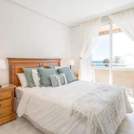 Familiar Vistas Al Mar By Rent Me شقة إِستيبونا