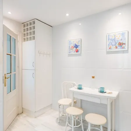 Familiar Vistas Al Mar By Rent Me Appartement