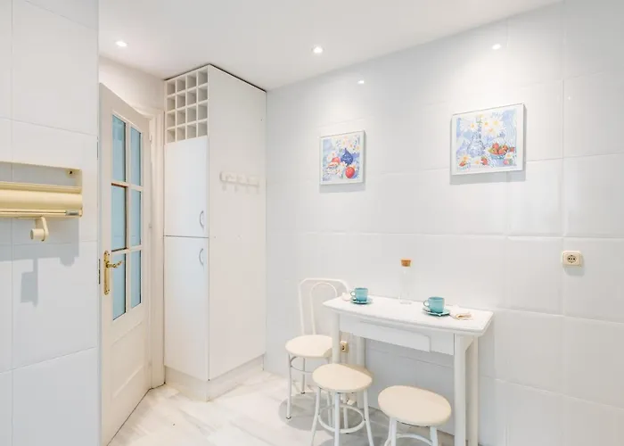 Familiar Vistas Al Mar By Rent Me Appartement