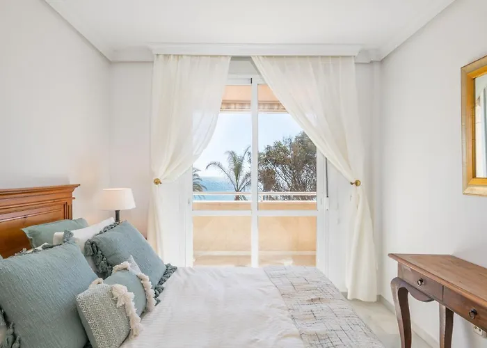 Familiar Vistas Al Mar By Rent Me Apartament Estepona