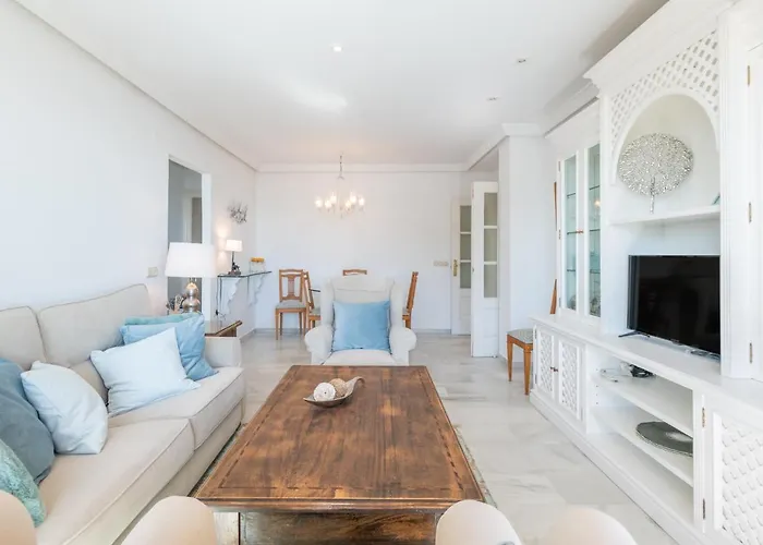 Familiar Vistas Al Mar By Rent Me Estepona